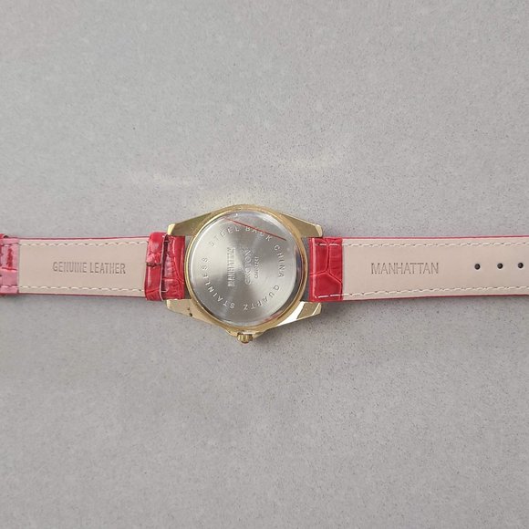 NWT Red Manhattan Watch - Picture 9 of 11